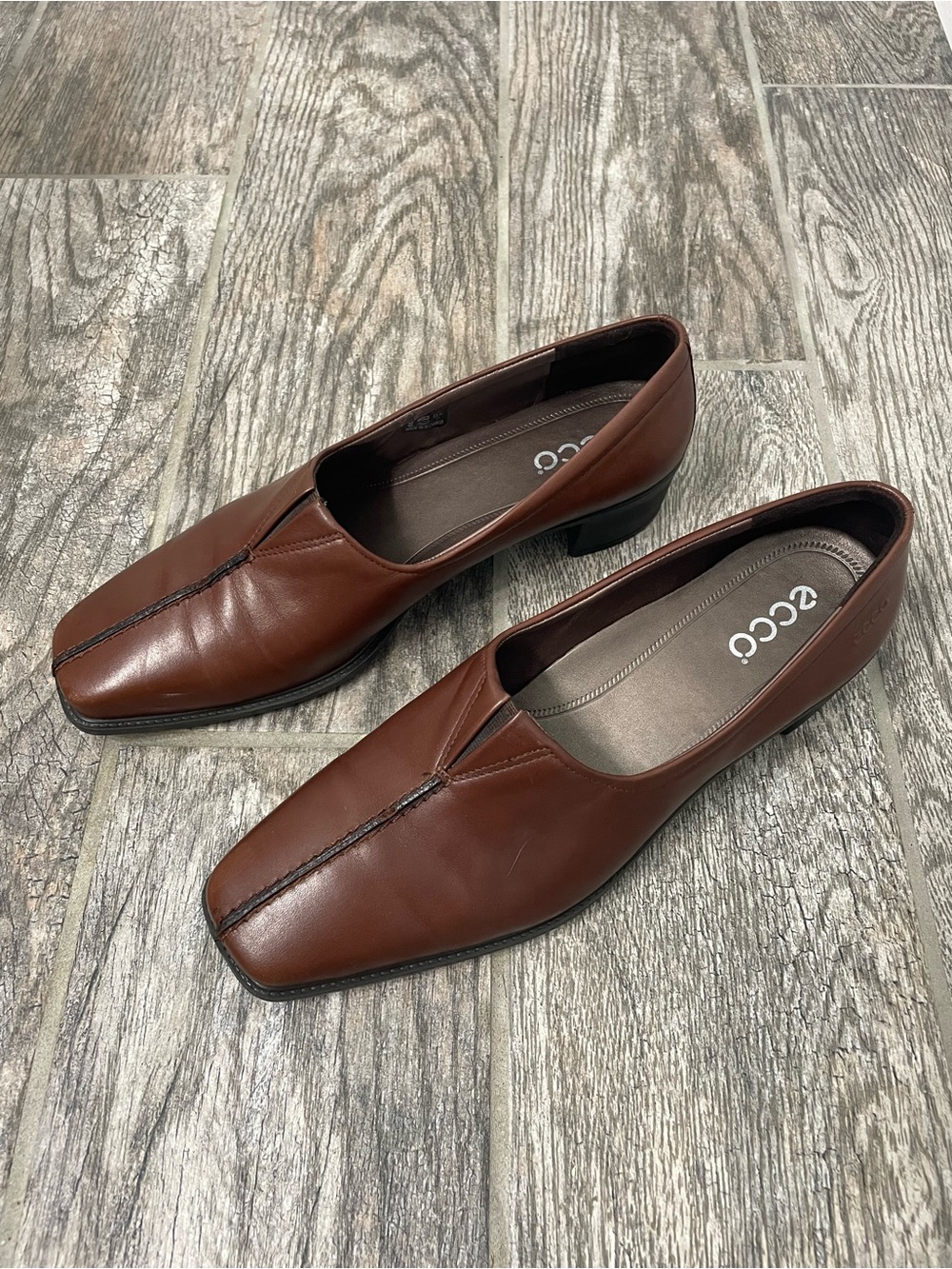 ECCO Brown Leather Square Toe Slip-On Loafer Women’s EU 41 (US 10-10.5)